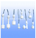 【環(huán)?？照{(diào)浮球開關(guān)】和水面來個親密接觸